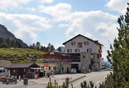 Berghotel Süsom – Givè Ofenpasshöhe 2149 m.ü.m